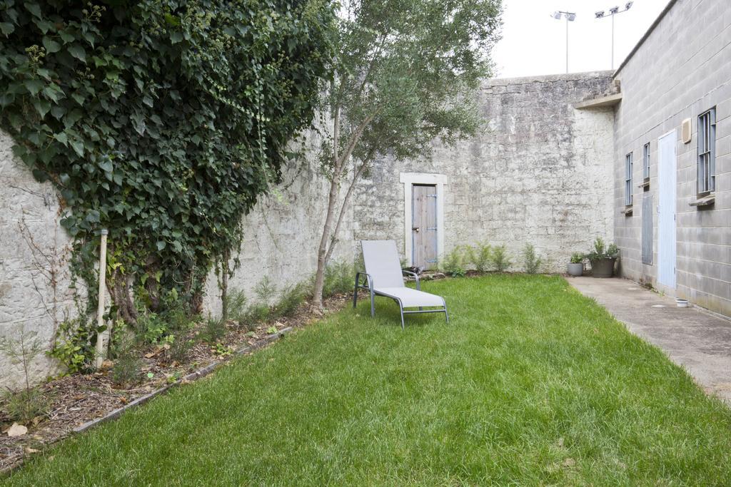 The Old Mount Gambier Gaol Hotel ภายนอก รูปภาพ