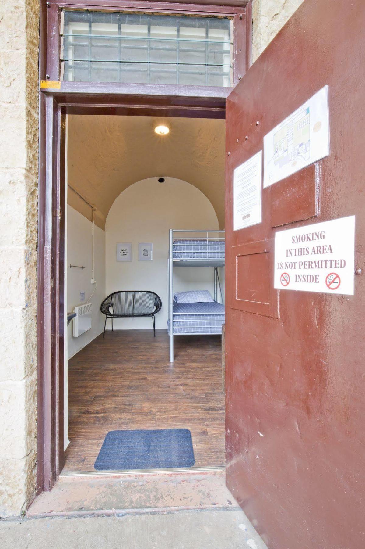 The Old Mount Gambier Gaol Hotel ภายนอก รูปภาพ